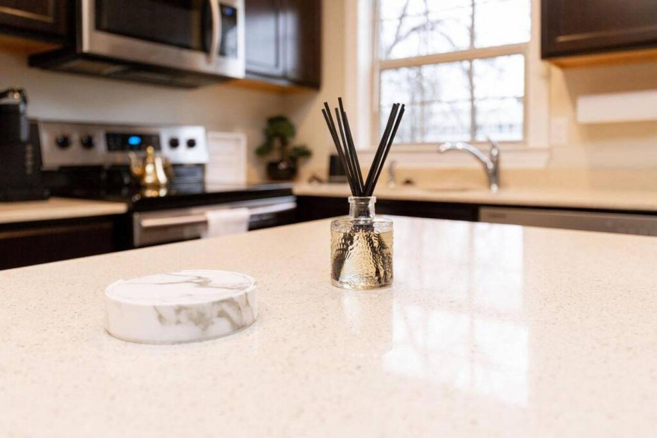 Stylish And Comfortable 1-Br In The Heart Of Detroit Ngoại thất bức ảnh