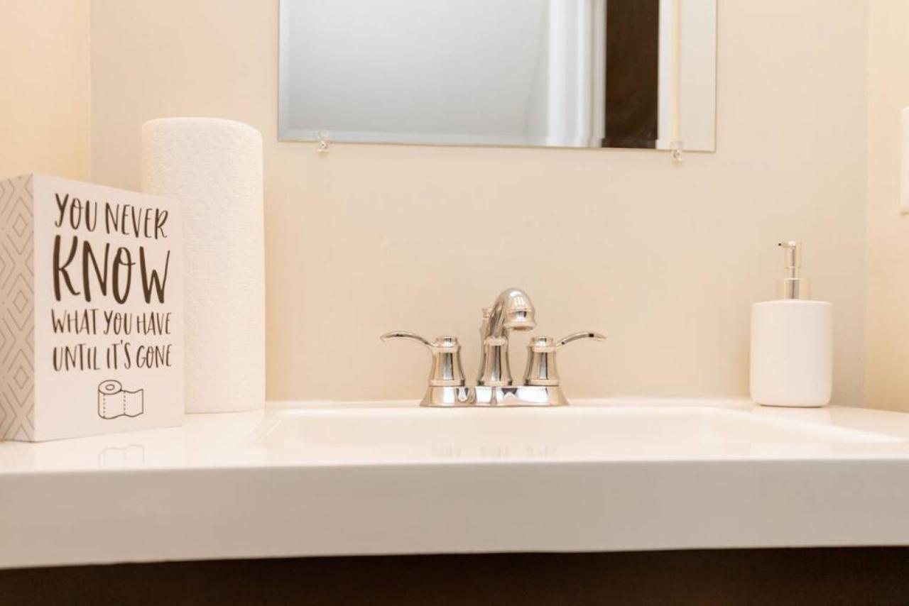Stylish And Comfortable 1-Br In The Heart Of Detroit Ngoại thất bức ảnh